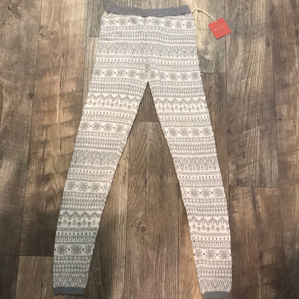 NWT X- SMALL MOSSIMO WINTER LEGGINGS